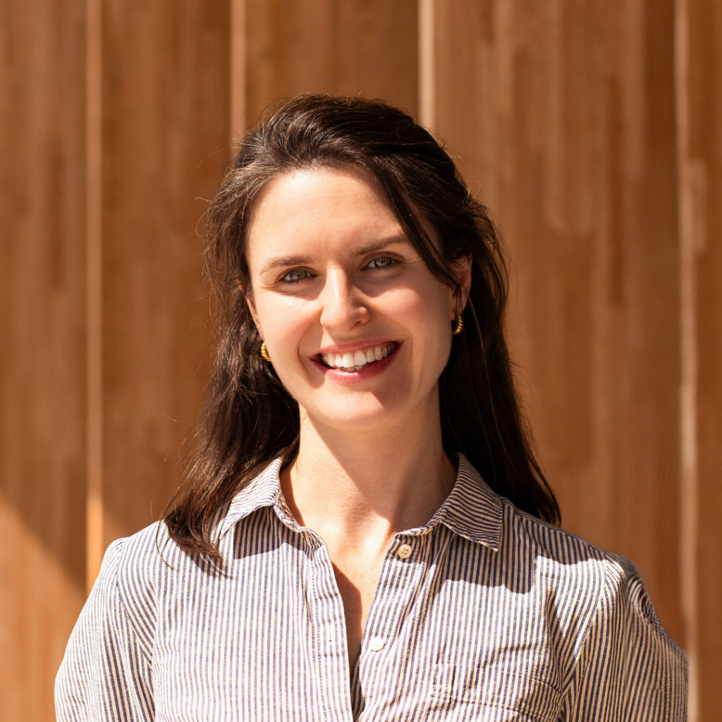 ruth manley directrice